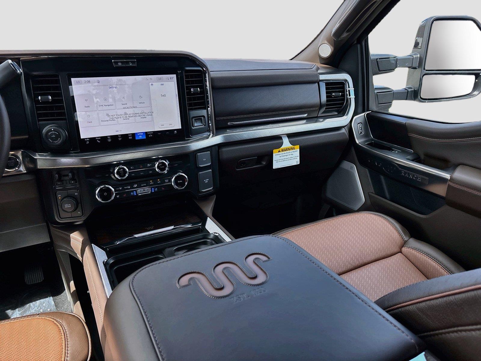 2027 Ford Super Duty F-350 DRW King Ranch