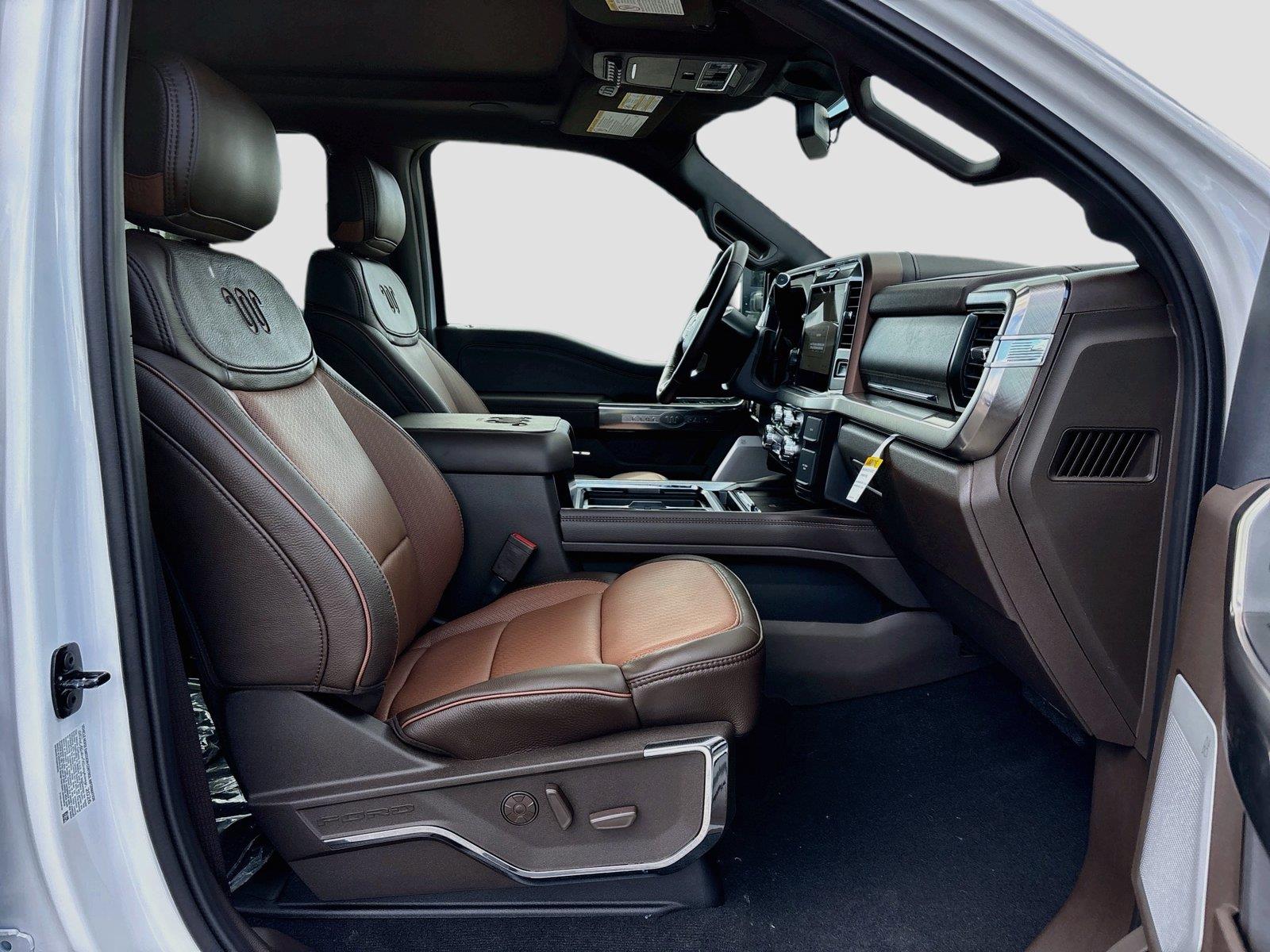 2027 Ford Super Duty F-350 DRW King Ranch
