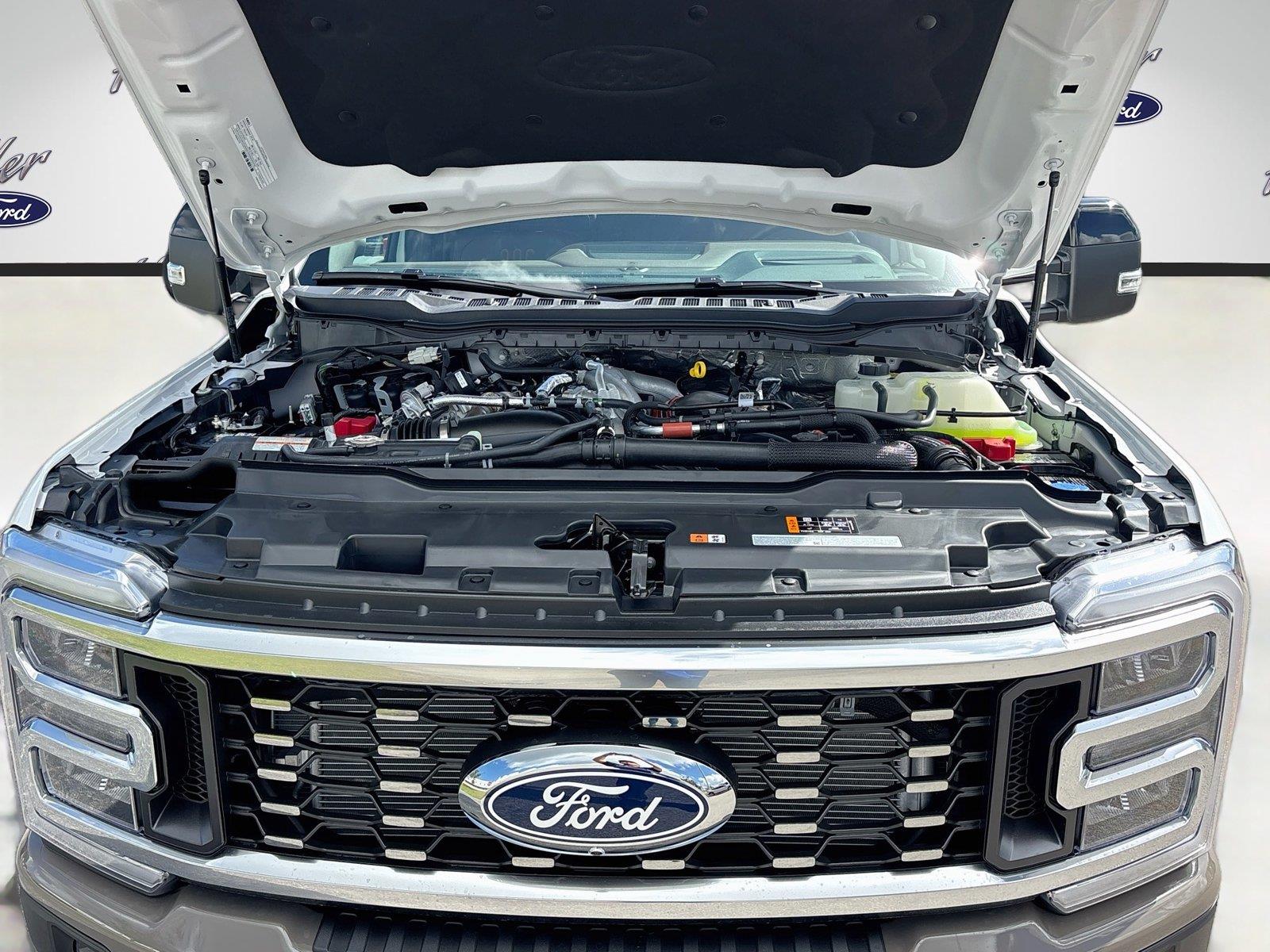 2027 Ford Super Duty F-350 DRW King Ranch