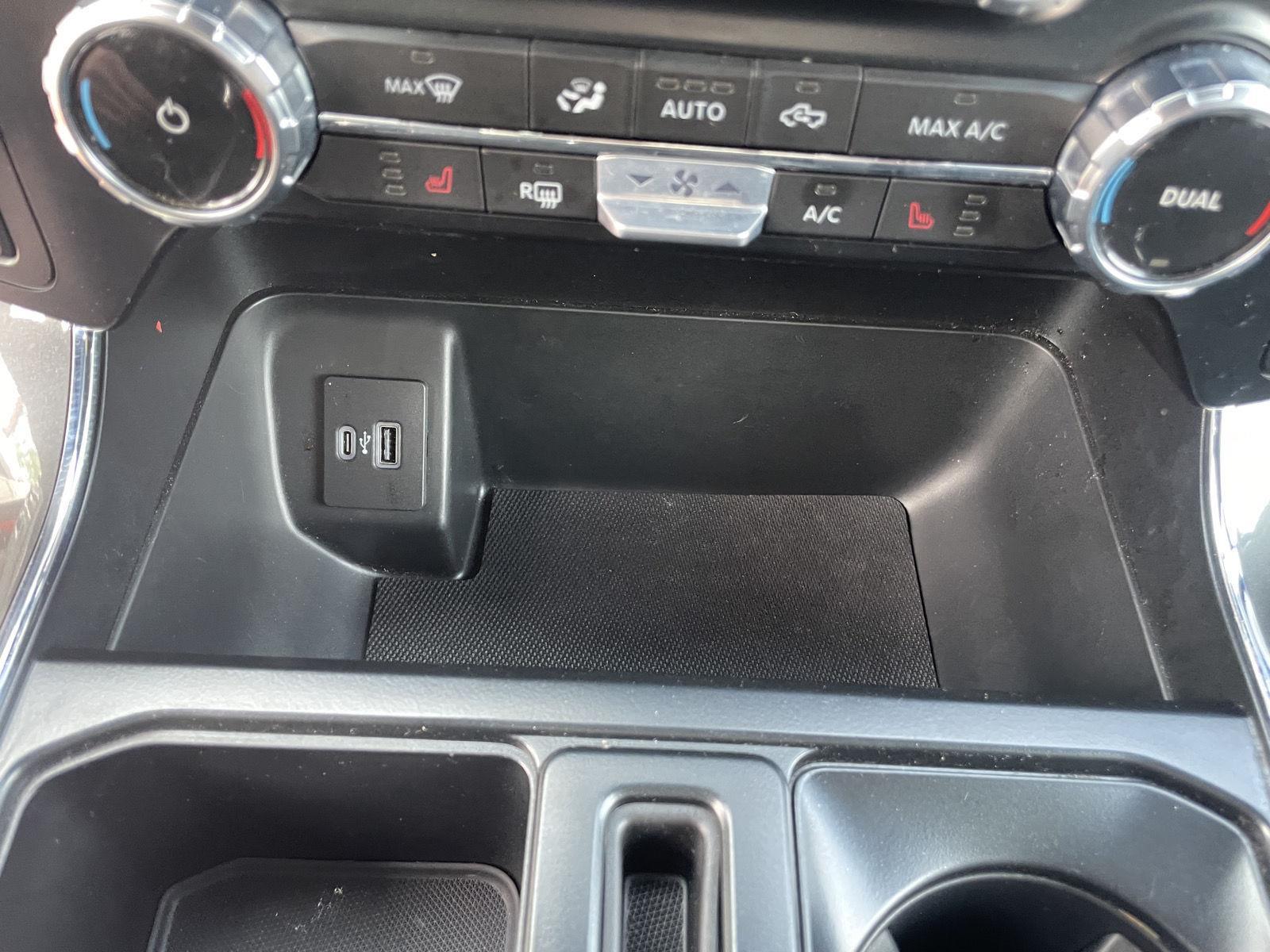 2023 Hot Pepper Red Tinted Clearcoat Ford F-150 XLT 4X4 Truck