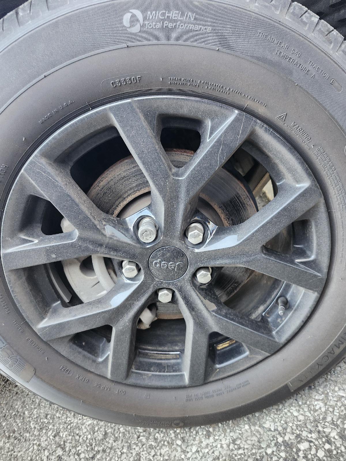 2024 Baltic Gray Metallic Clearcoat Jeep Grand Cherokee Altitude X 4X4 SUV