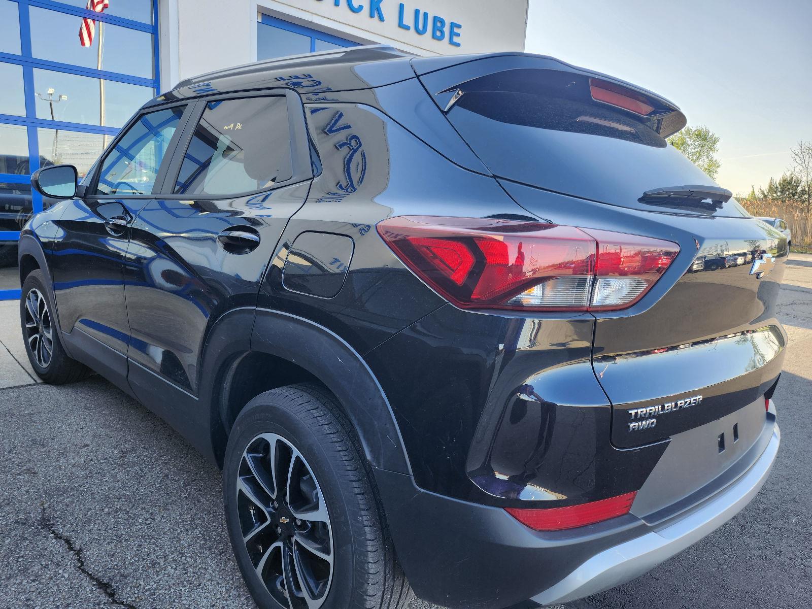 2025 Mosaic Black Metallic Chevrolet Trailblazer LT AWD SUV