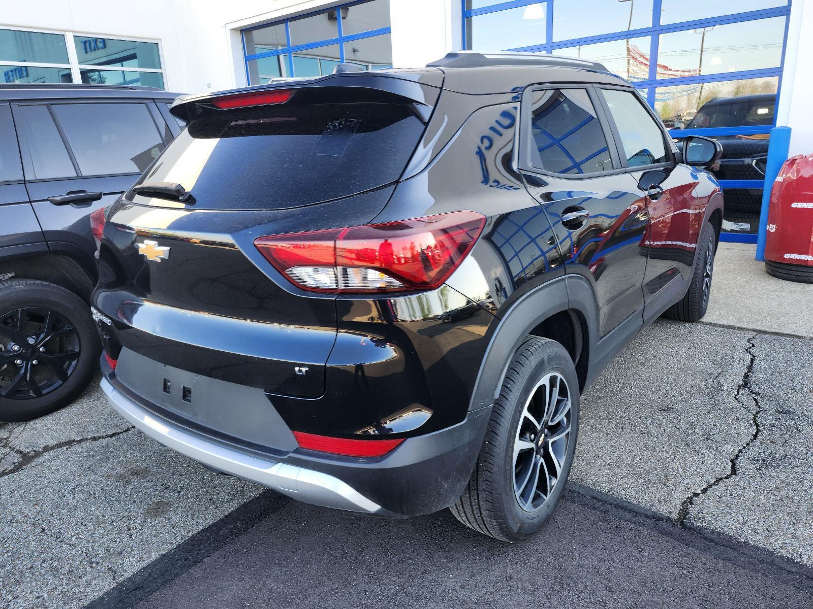 2025 Mosaic Black Metallic Chevrolet Trailblazer LT AWD SUV