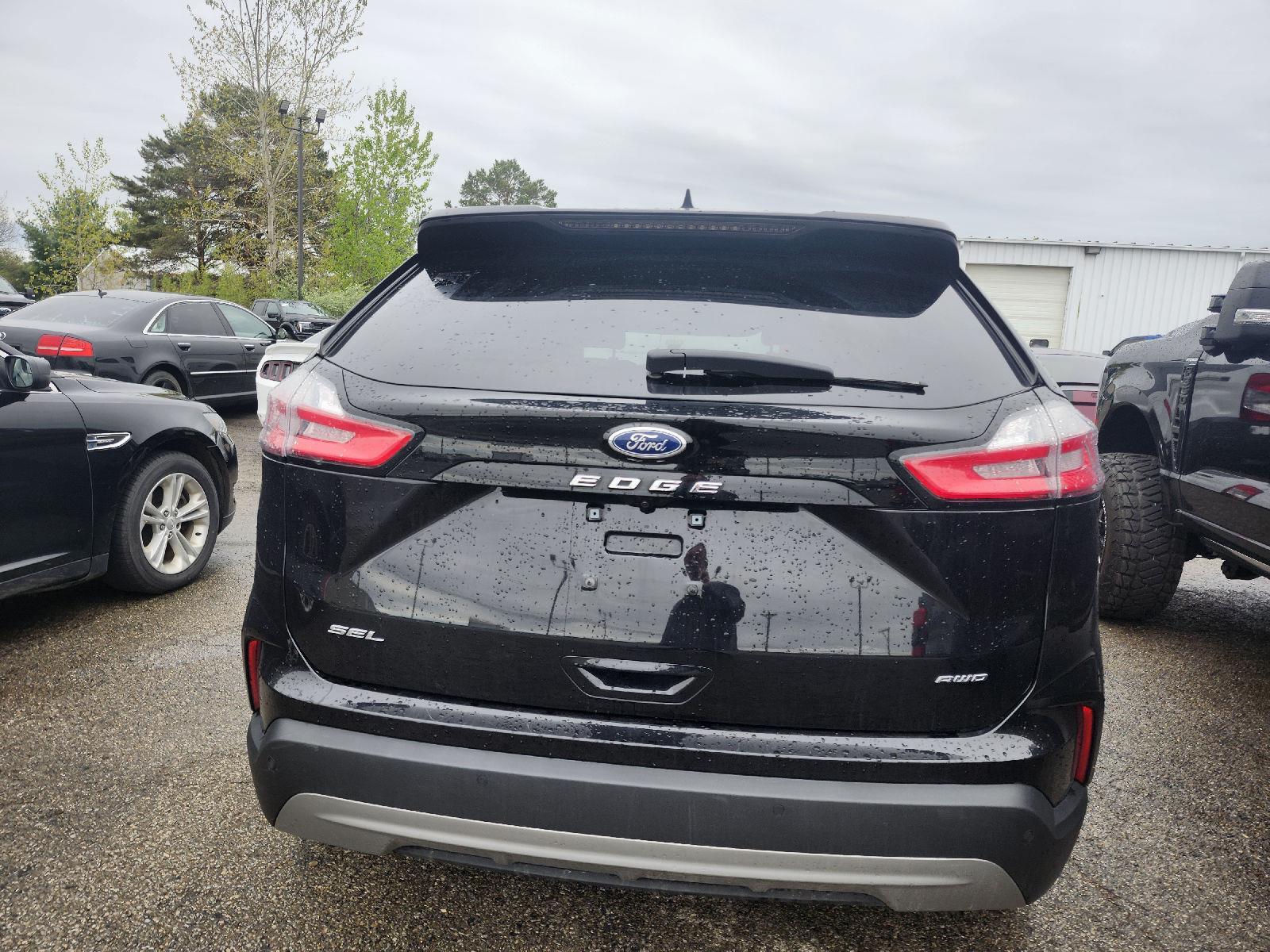 2024 Agate Black Ford Edge SEL AWD SUV
