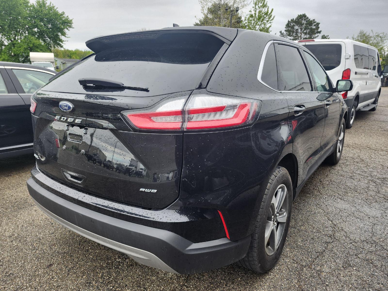 2024 Agate Black Ford Edge SEL AWD SUV