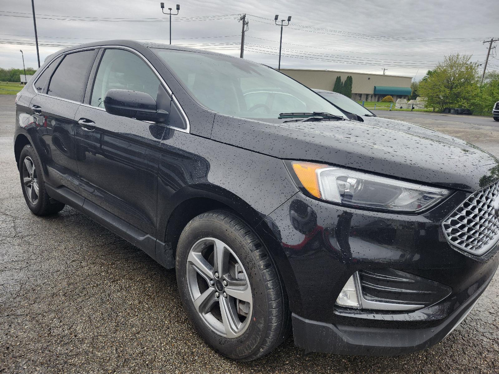 2024 Agate Black Ford Edge SEL AWD SUV