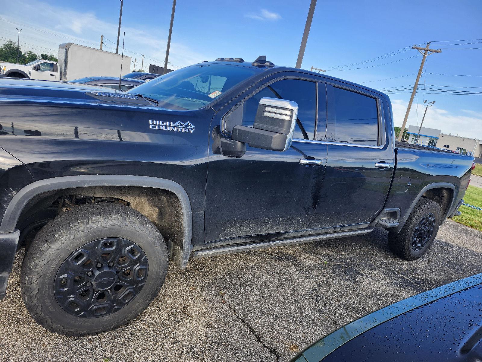 2021 Chevrolet SILVERADO K2500 4X4 Truck