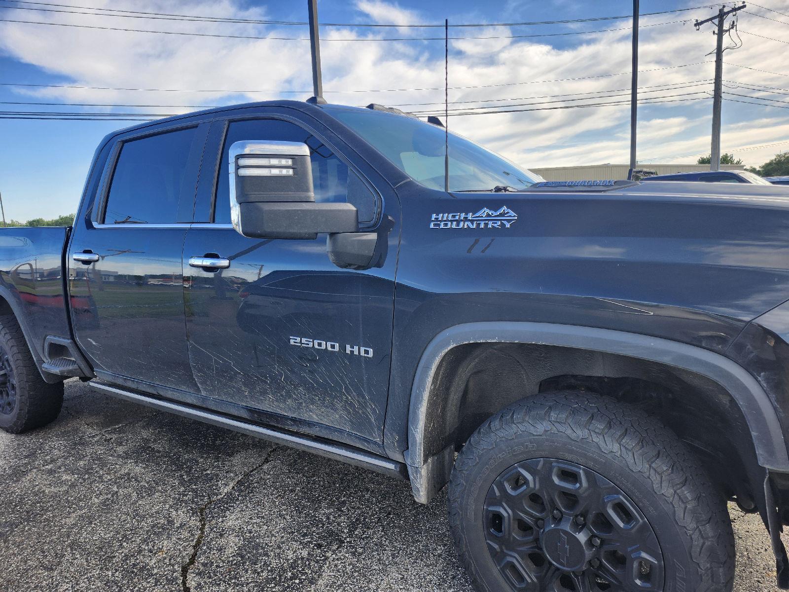 2021 Chevrolet SILVERADO K2500 4X4 Truck