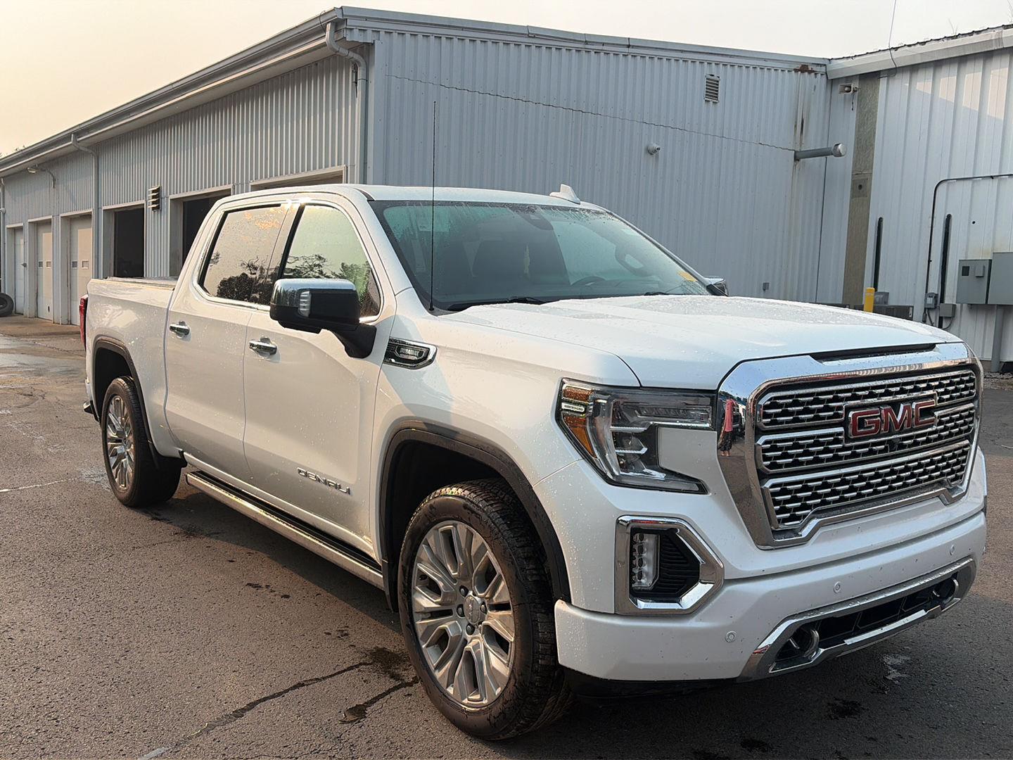 2020 GMC Sierra 1500 Denali - 2