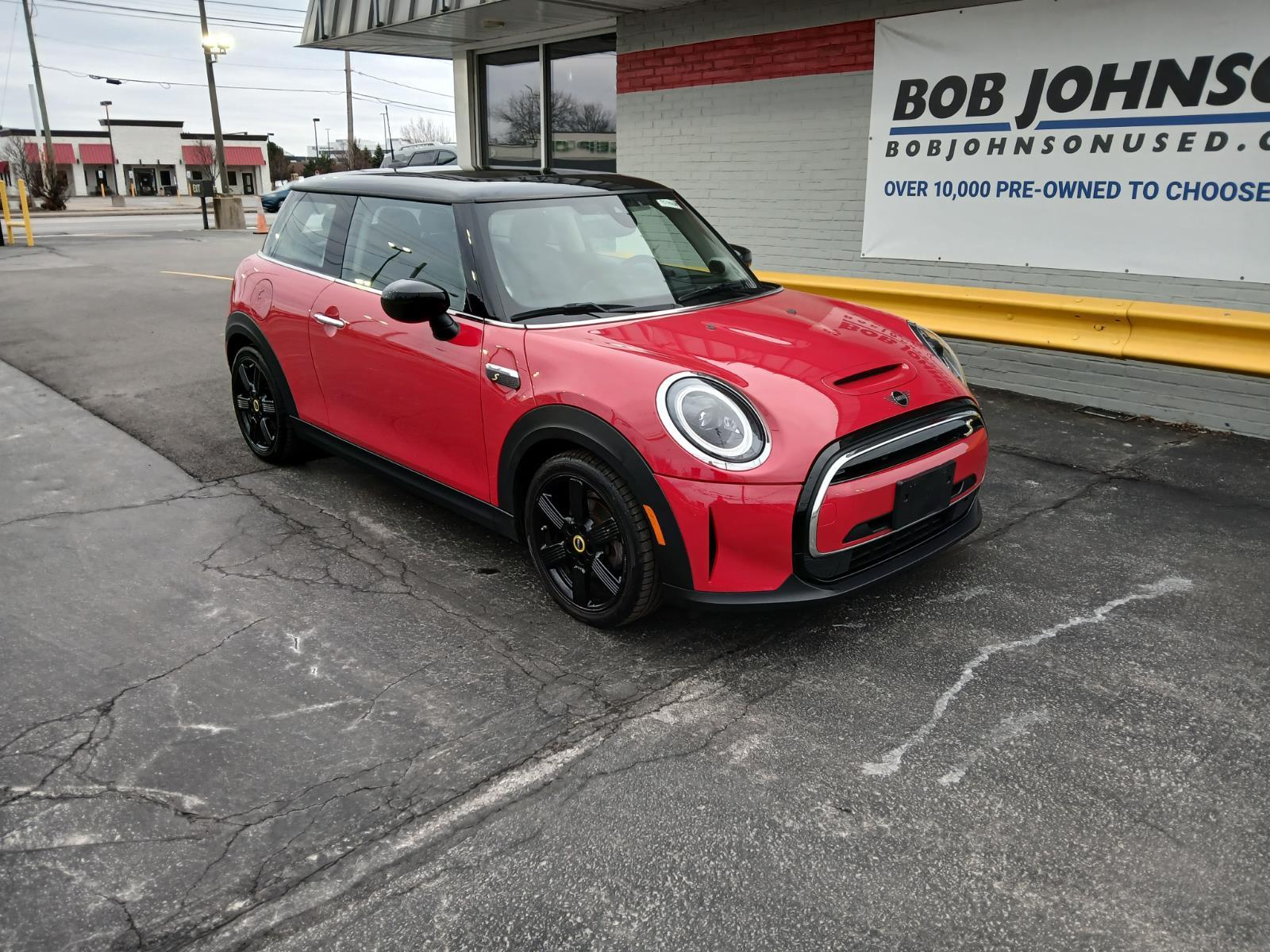 2022 MINI Hardtop S's photo