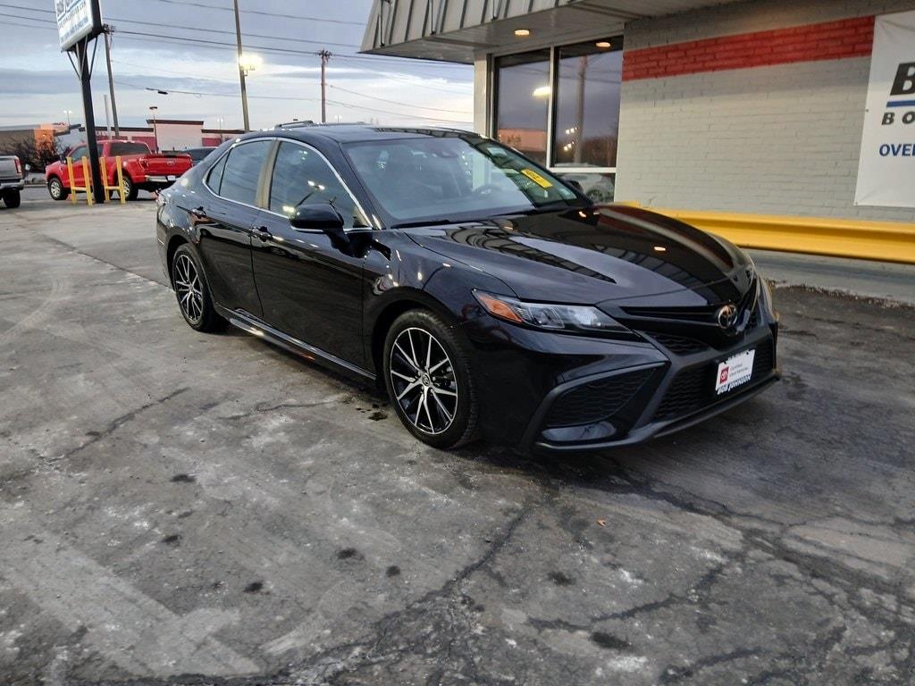 2023 Toyota Camry SE AWD