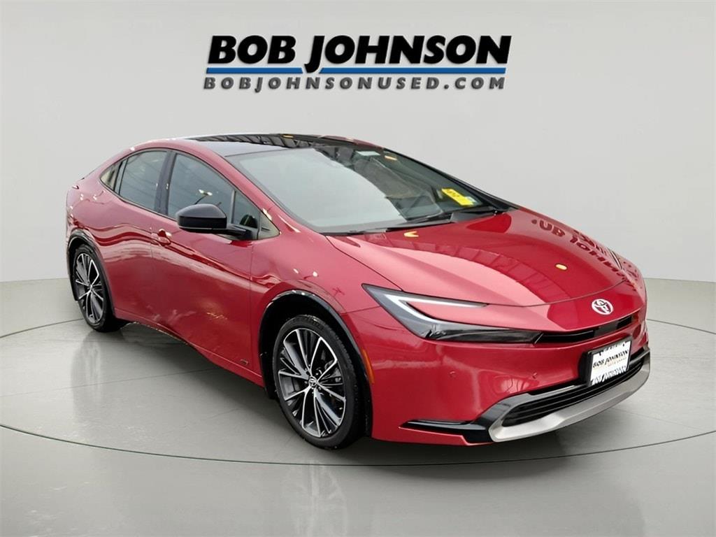 2024 Toyota Prius Limited's photo