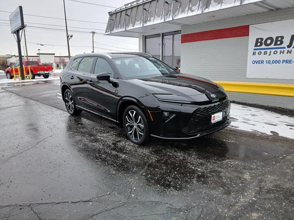 2025 Toyota Crown Signia