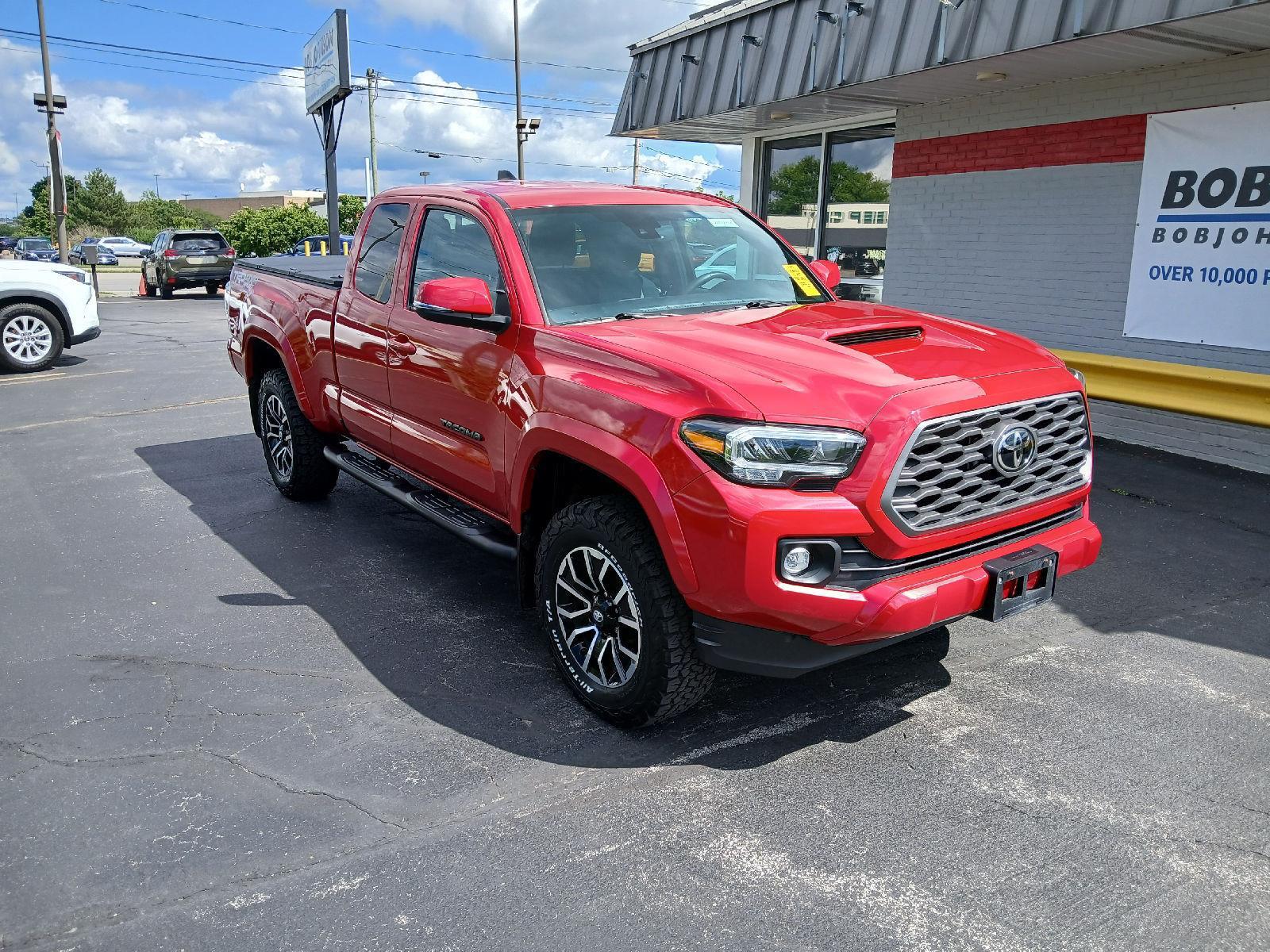 Barcelona Red Metallic 2022 Toyota Tacoma Pickup Truck Four-Wheel Drive 6-Speed Manual