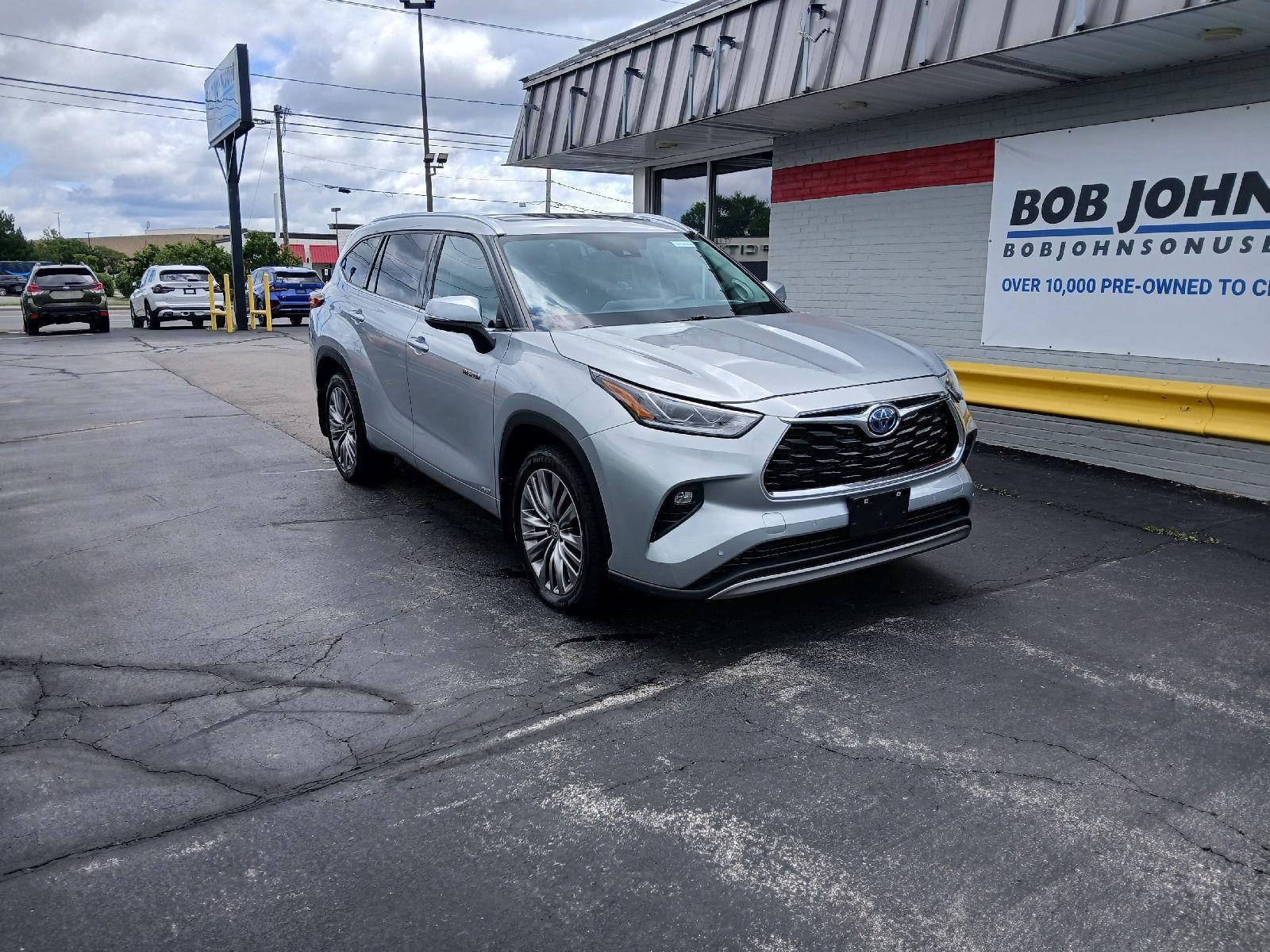 2021 Toyota Highlander Hybrid Platinum AWD