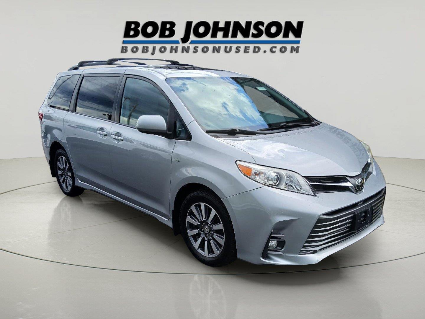 2020 Toyota Sienna XLE 7-Passenger AWD