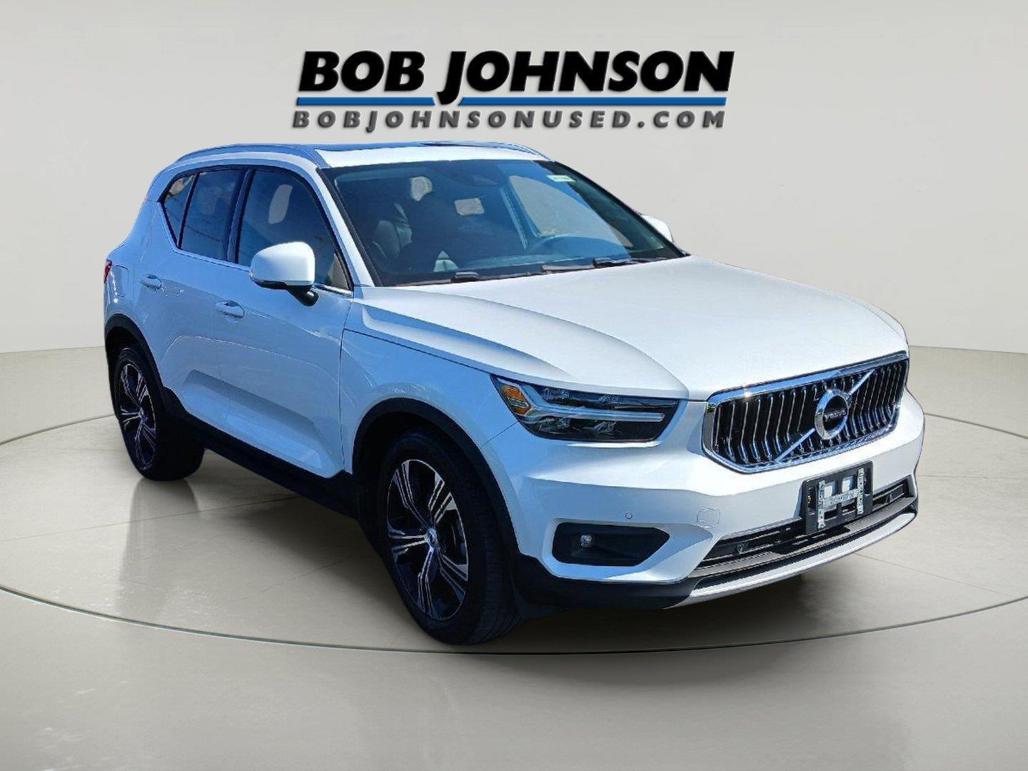 2020 Volvo XC40 Blanco (Crystal White Metallic) SUV/Crossover Tracción en las cuatro ruedas Automática