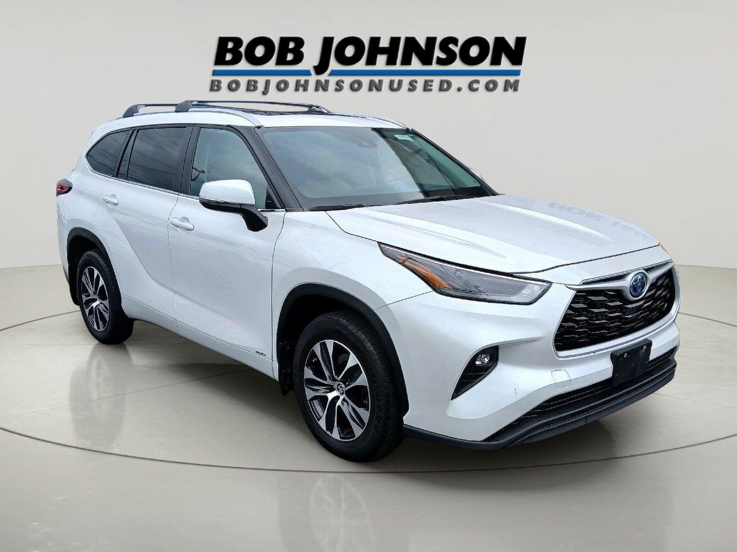  2023 Toyota Highlander Hybrid XLE AWD   