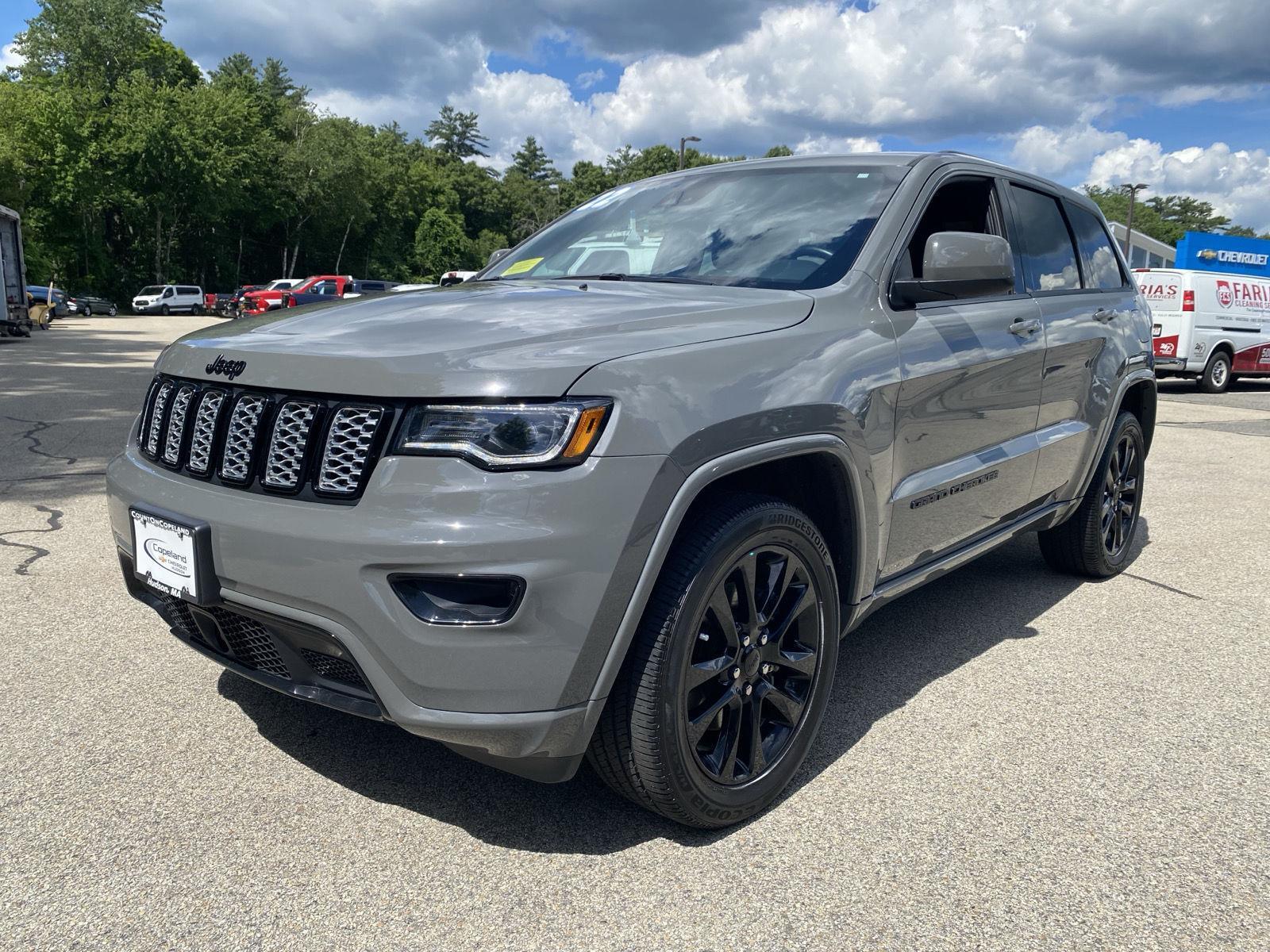 Sting-Gray Clearcoat 2022 Jeep Grand Cherokee SUV / Crossover Four-Wheel Drive 8-Speed Automatic