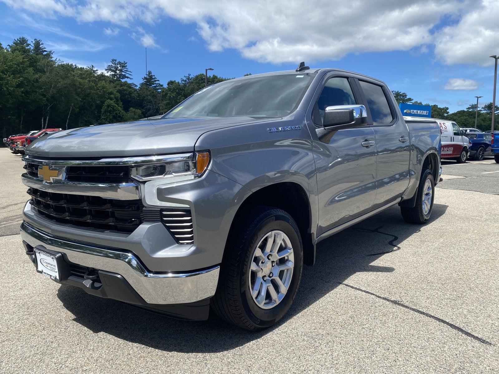 Sterling Gray Metallic 2023 Chevrolet Silverado 1500 Pickup Truck Four-Wheel Drive 8-Speed Automatic