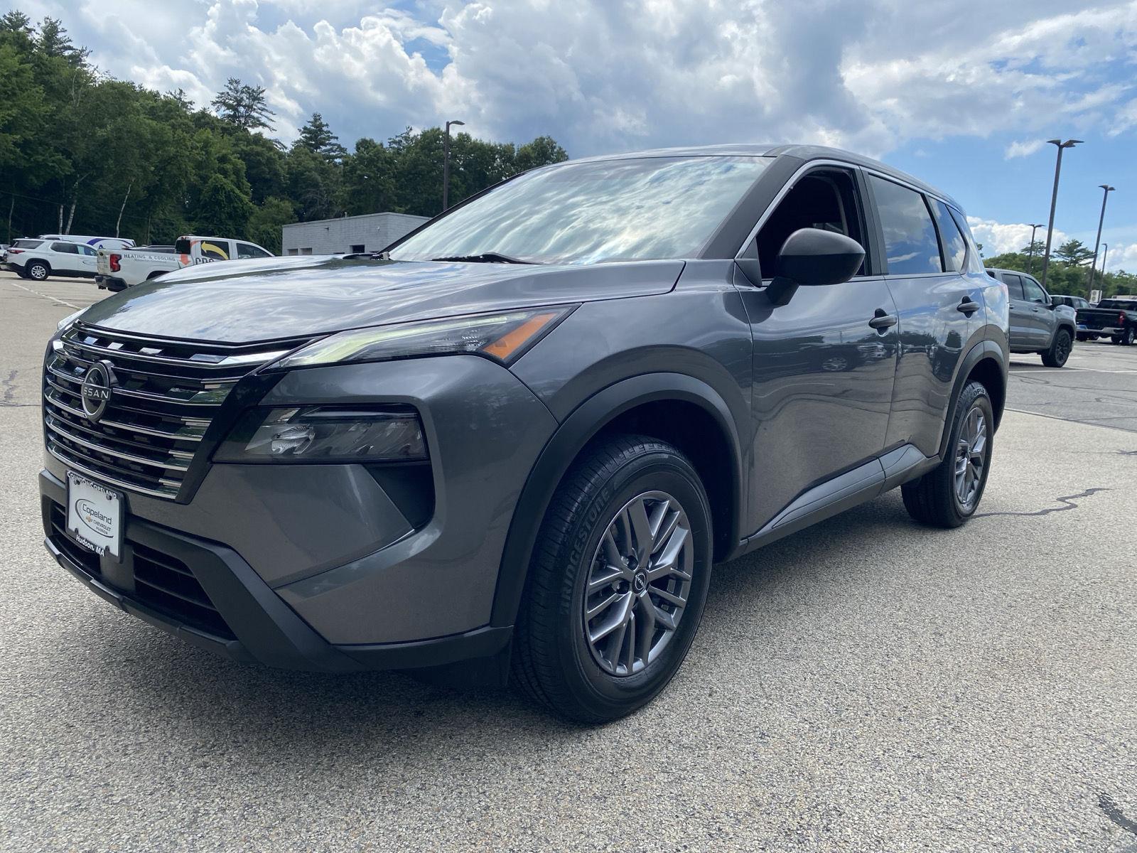 Gray (Gun Metallic) 2024 Nissan Rogue SUV / Crossover All-Wheel Drive Continuously Variable Transmission