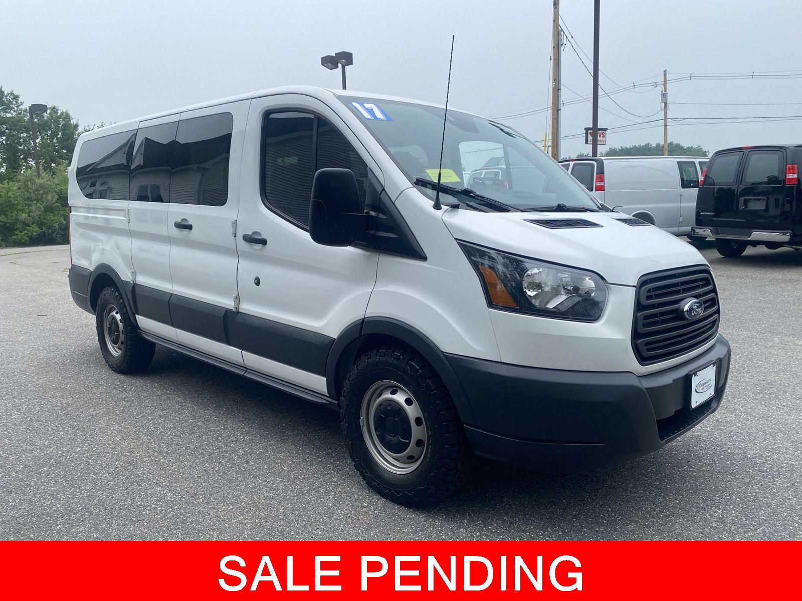 Oxford White 2017 Ford Transit Passenger Van Rear-Wheel Drive 6-Speed Automatic Overdrive
