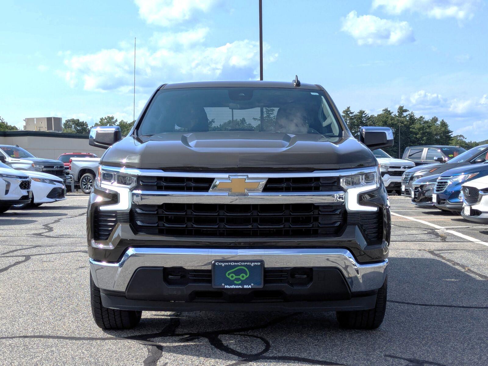 View vehicle photo 2