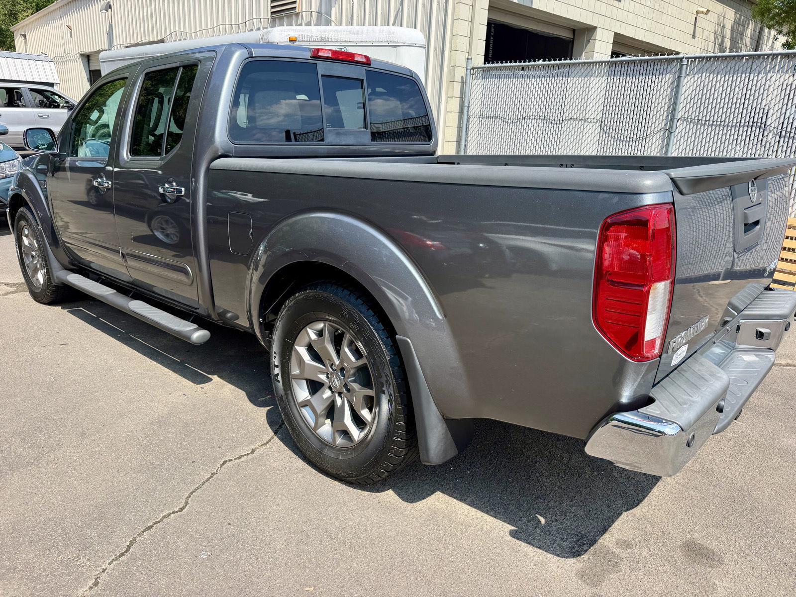 View vehicle photo 2
