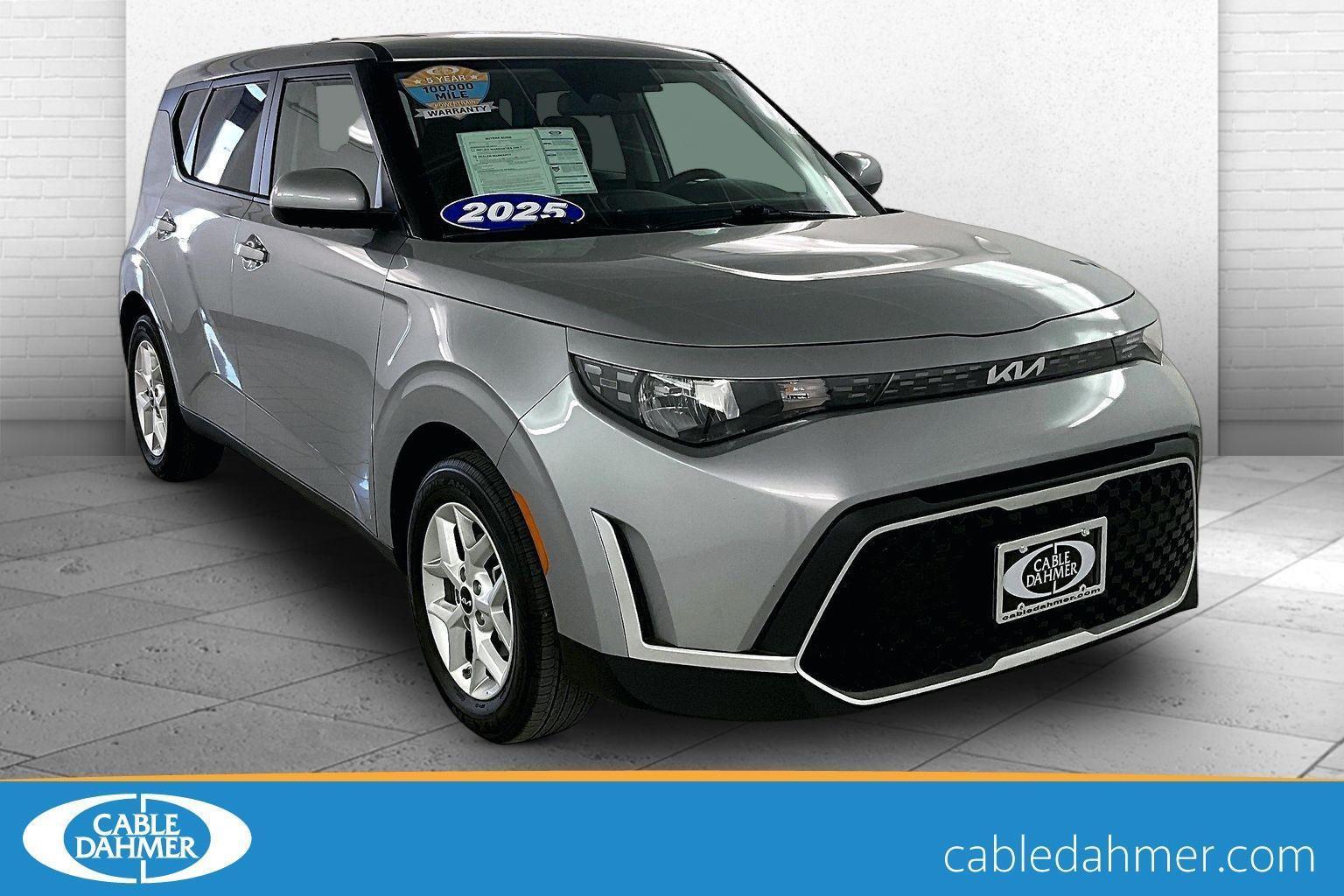  2025 Kia Soul LX FWD   