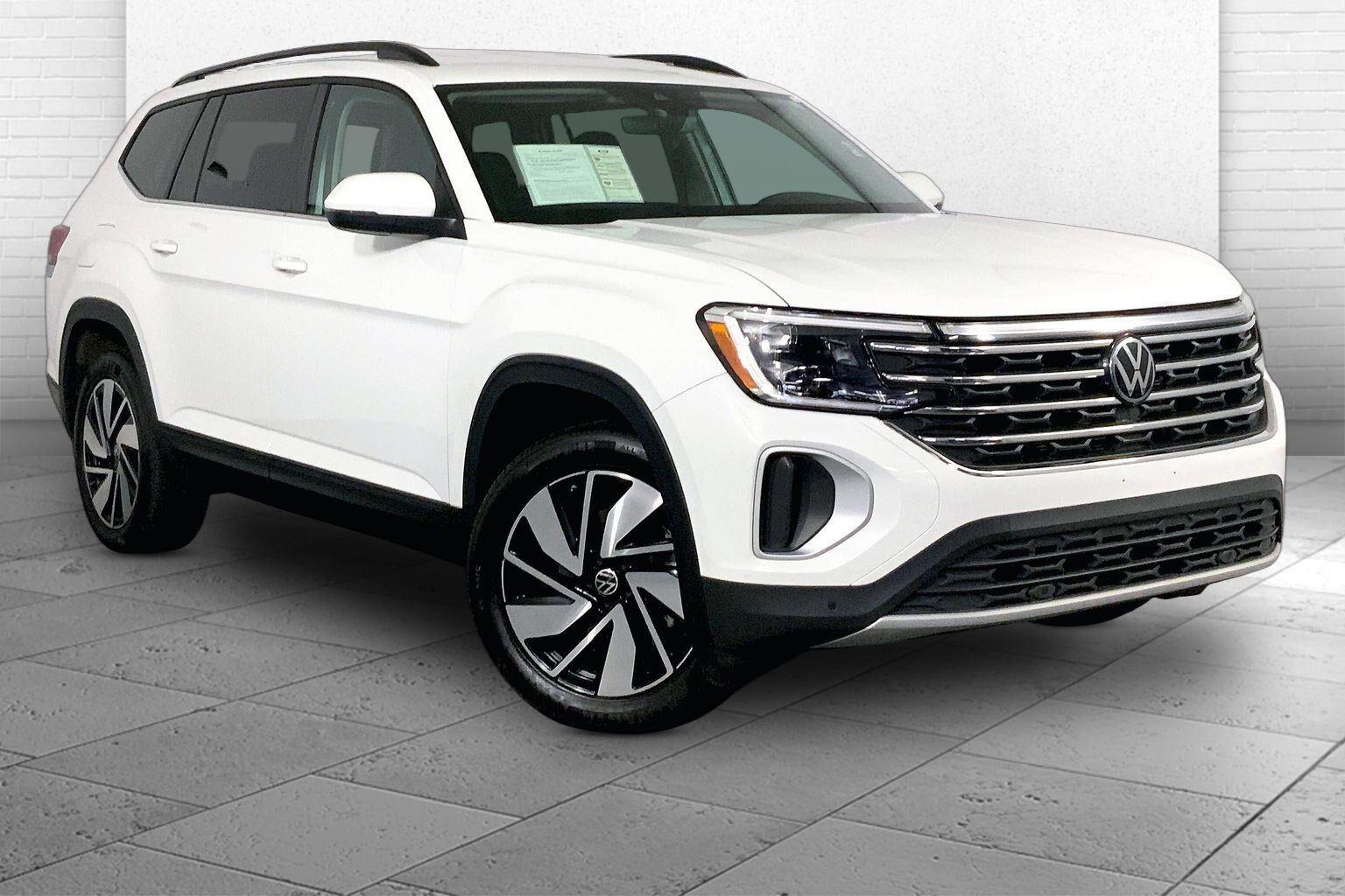2025 Volkswagen Atlas SE 4Motion with Technology