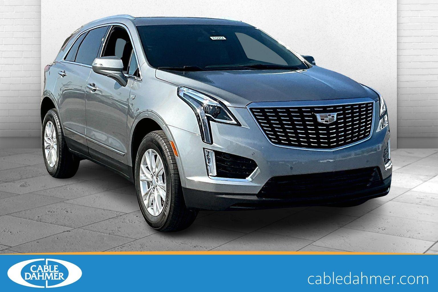 Argent Silver Metallic 2025 Cadillac XT5 Luxury FWD SUV / Crossover Front-Wheel Drive 9-Speed Automatic