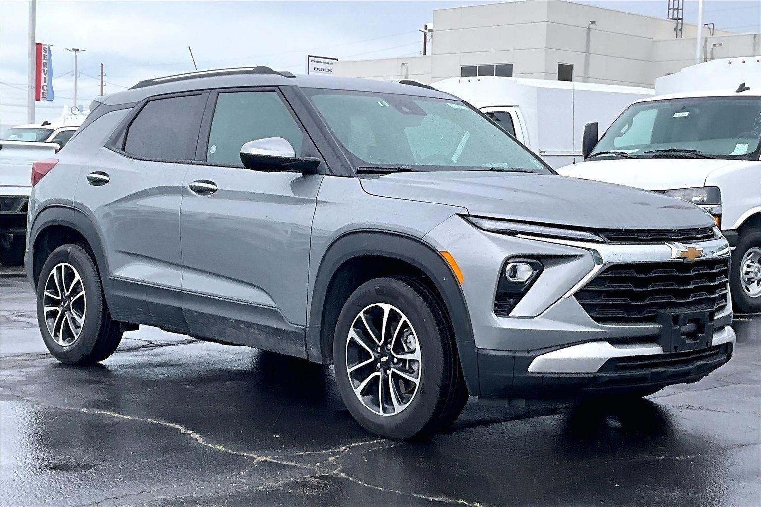 Sterling Gray Metallic 2025 Chevrolet Trailblazer LT AWD SUV / Crossover Four-Wheel Drive 9-Speed Automatic