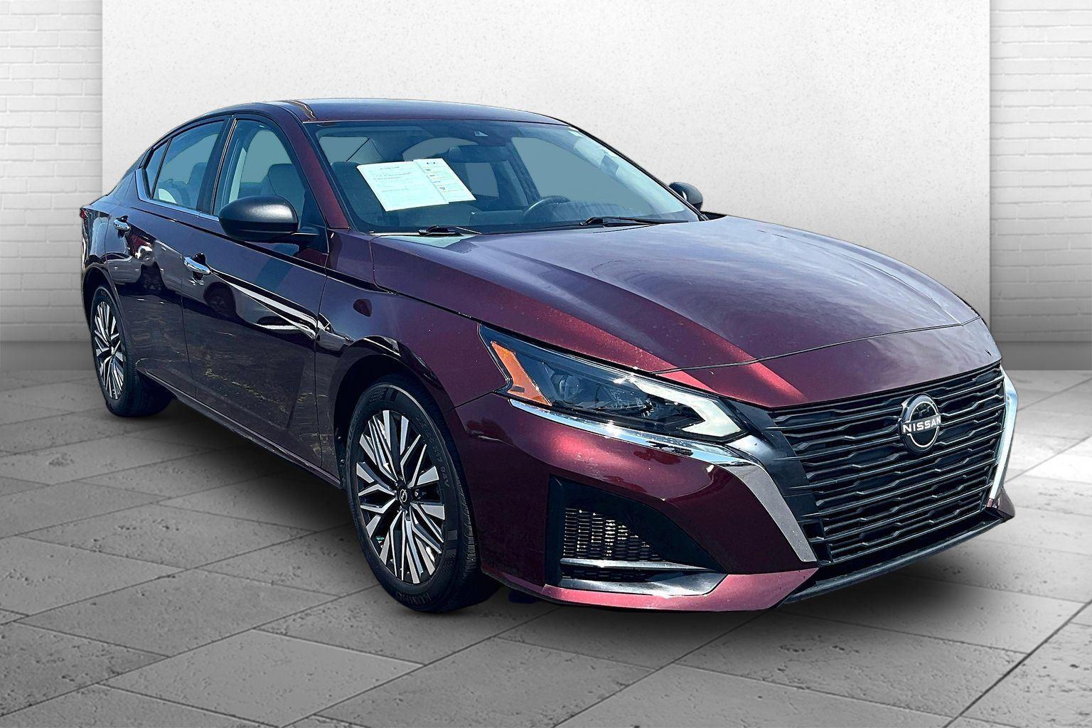 2025 Nissan Altima 2.5 SV FWD