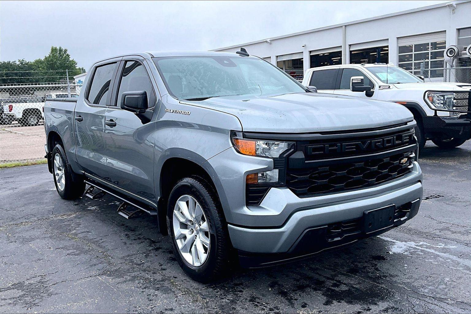 2023 Chevrolet Silverado 1500 Custom Crew Cab 4WD
