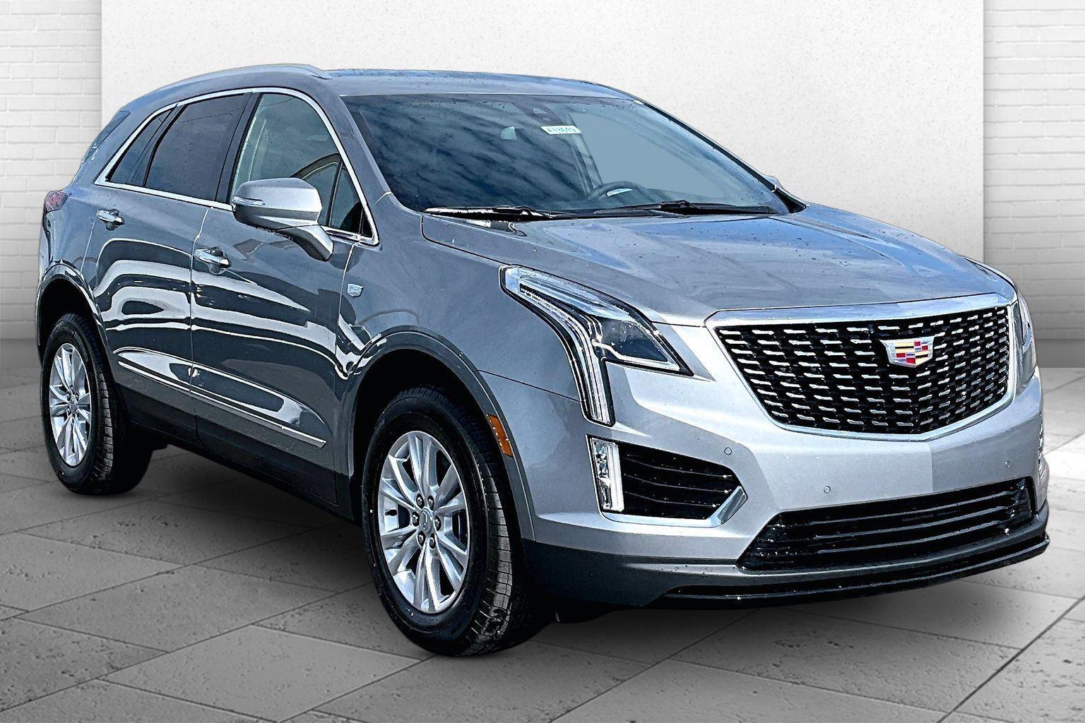 Argent Silver Metallic 2026 Cadillac XT5 SUV / Crossover Four-Wheel Drive 9-Speed Automatic