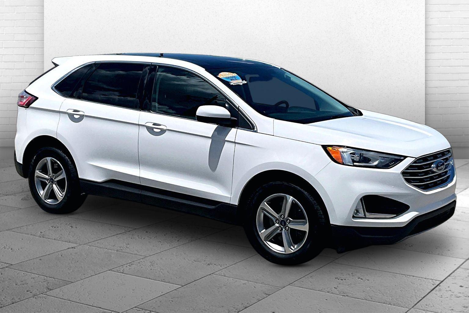 Oxford White 2022 Ford Edge SUV / Crossover All-Wheel Drive 8-Speed Automatic