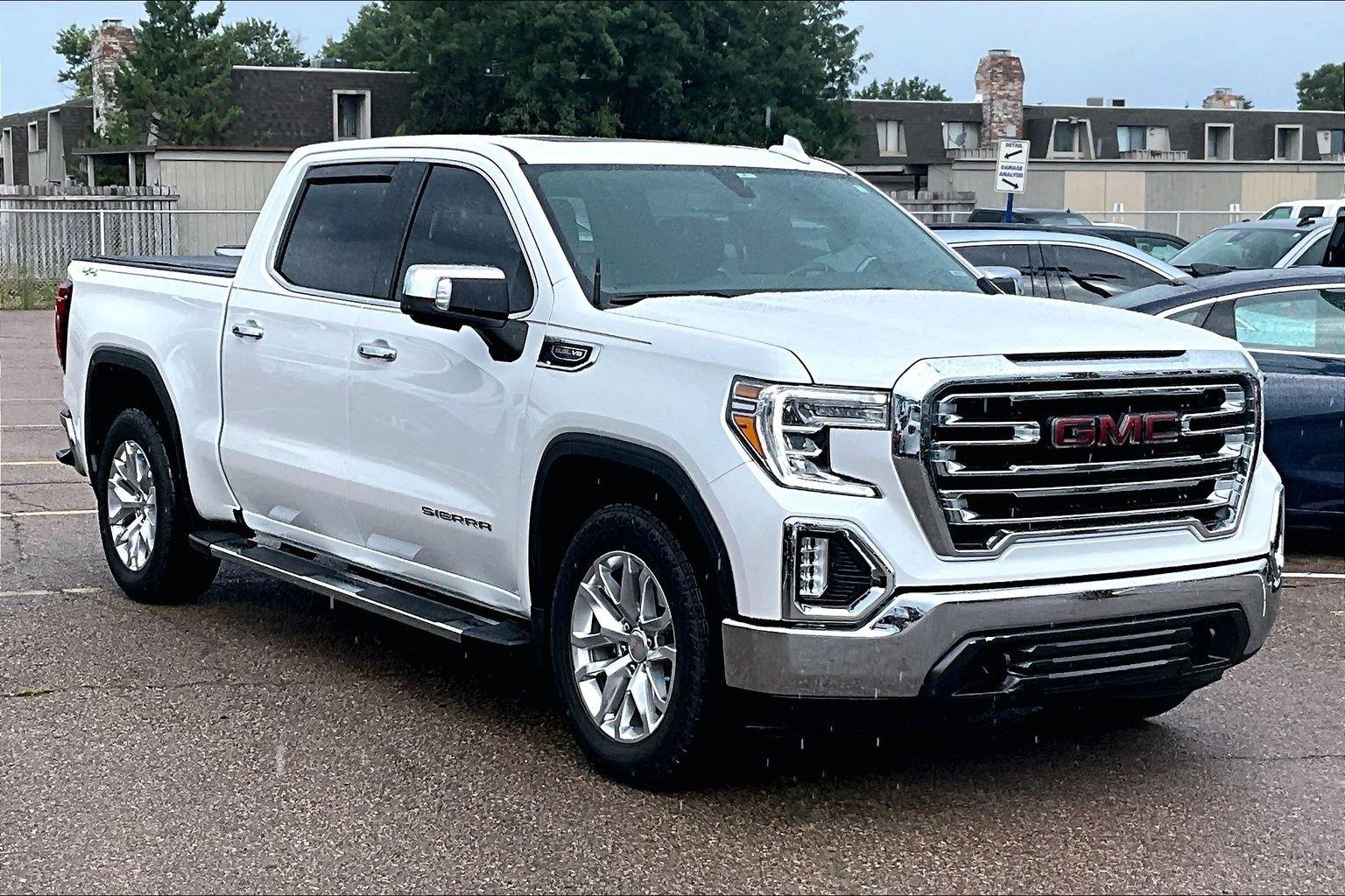 2021 GMC Sierra 1500 SLT Crew Cab 4WD