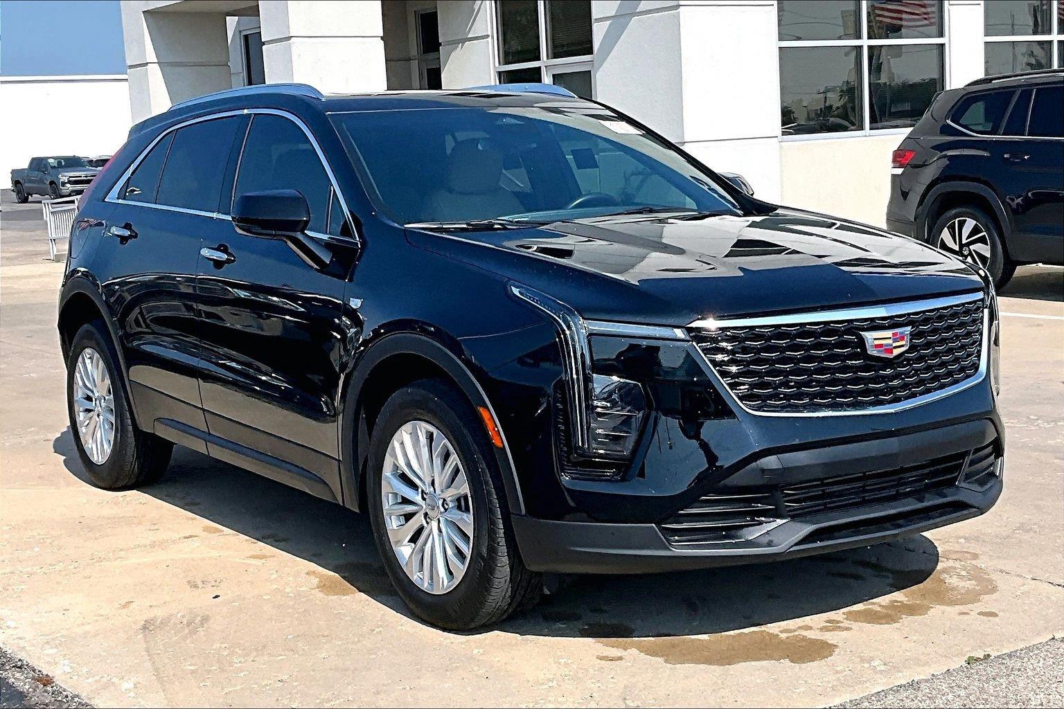  2024 Cadillac XT4 Luxury AWD   