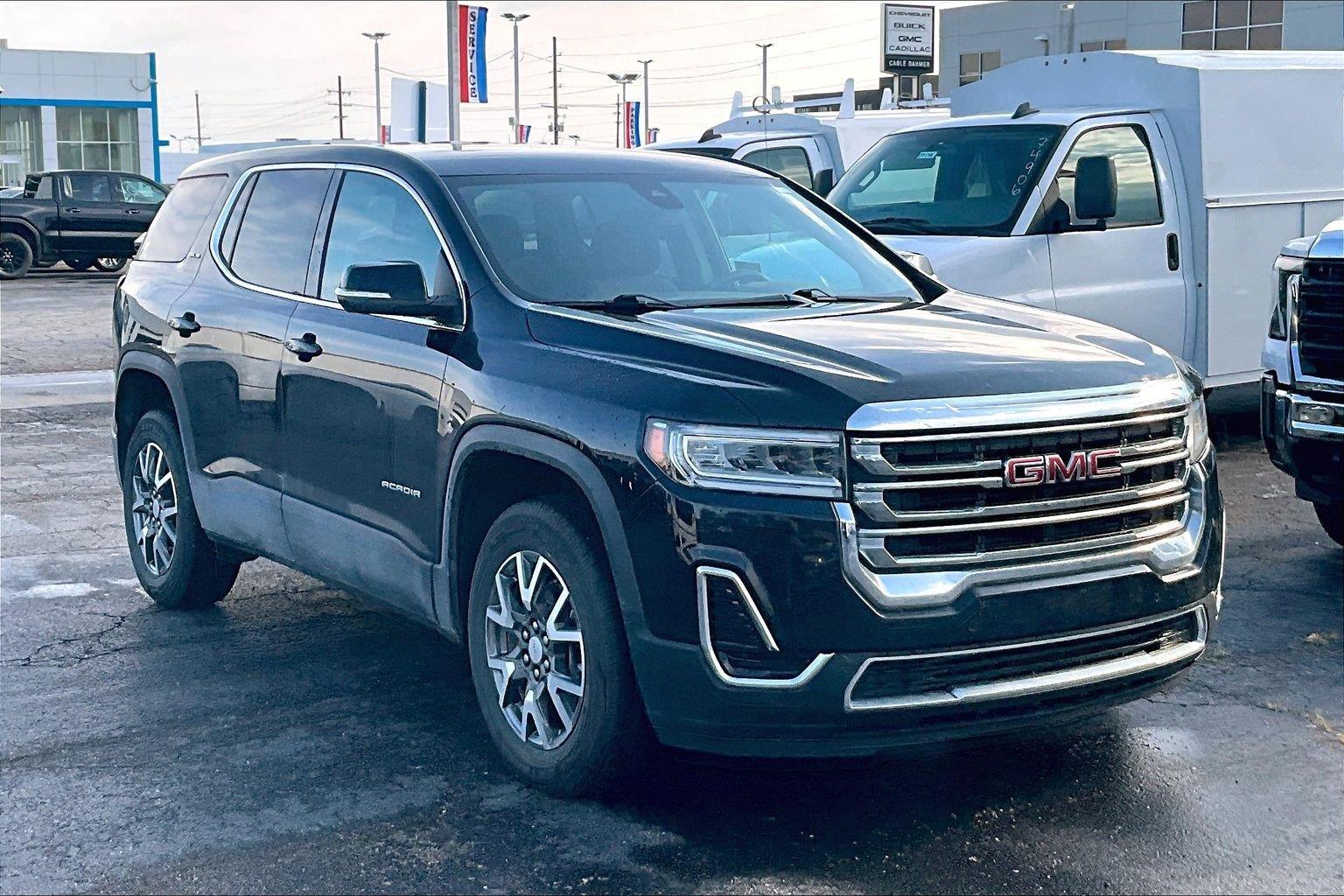  2022 GMC Acadia SLE FWD   