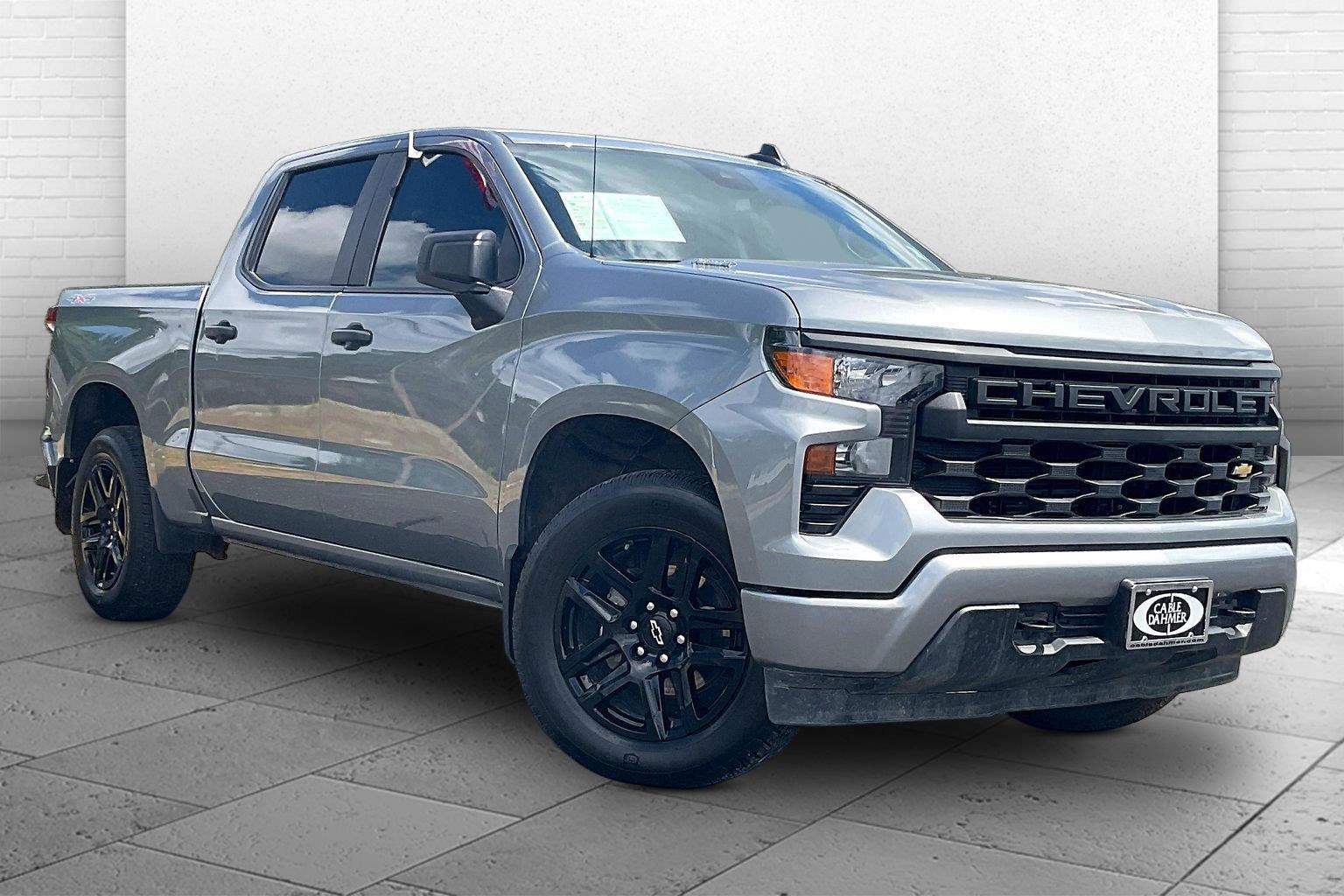 2025 Chevrolet Silverado 1500 Custom Crew Cab 4WD
