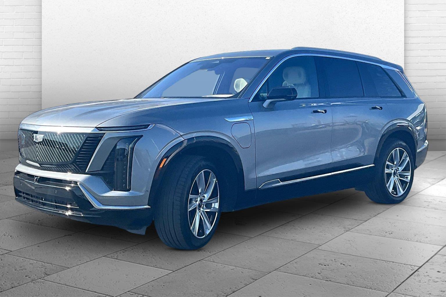 Argent Silver Metallic 2026 Cadillac VISTIQ SUV / Crossover All-Wheel Drive Automatic