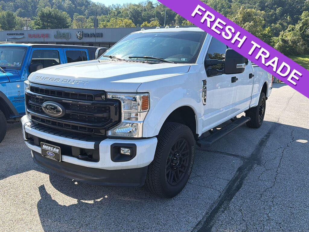 2022 Ford F-250 Super Duty XLT Crew Cab 4WD
