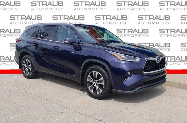 2021 Toyota Highlander Hybrid XLE AWD