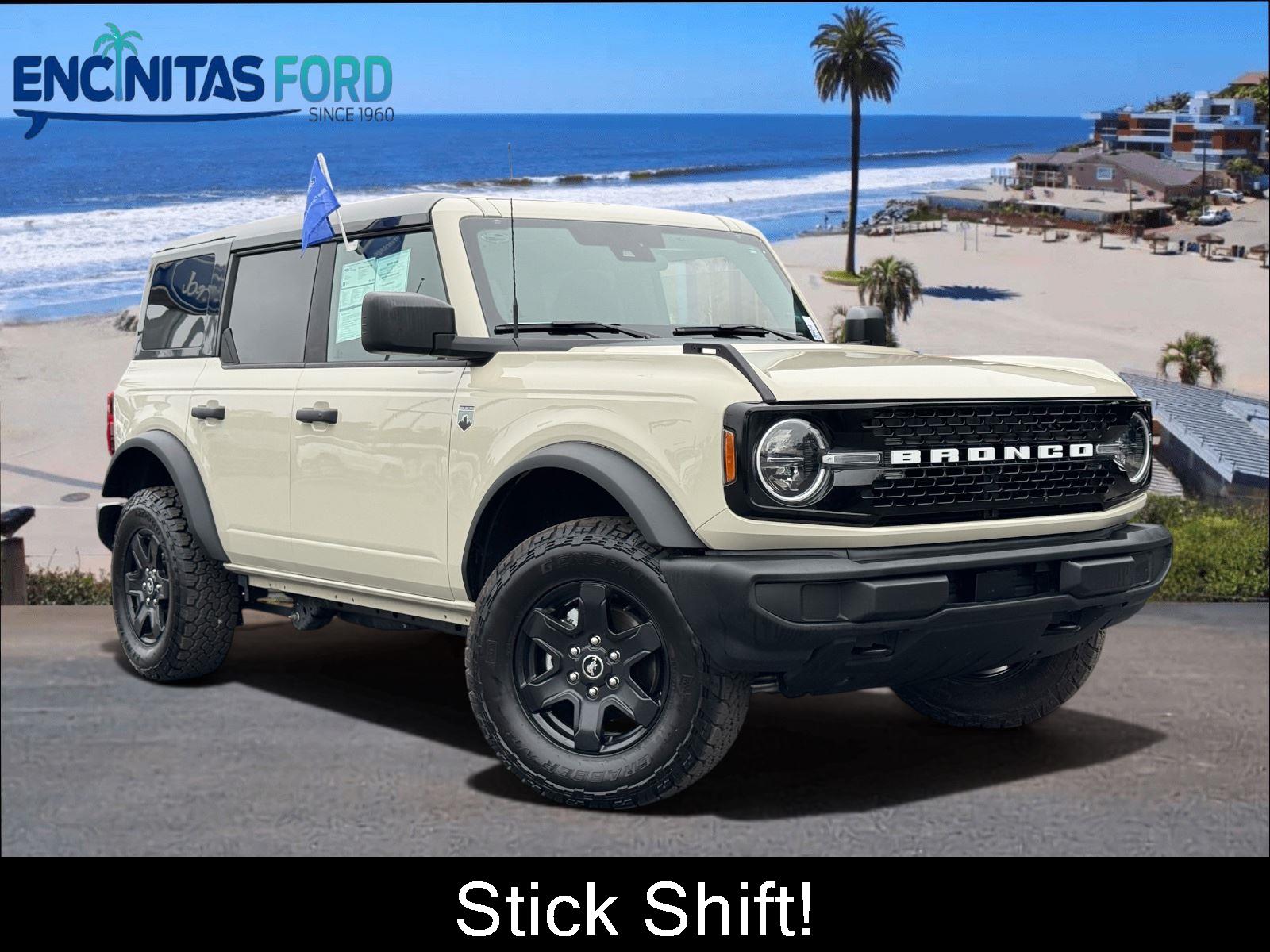 Desert Sand 2025 Ford Bronco SUV / Crossover Four-Wheel Drive 7-Speed Manual