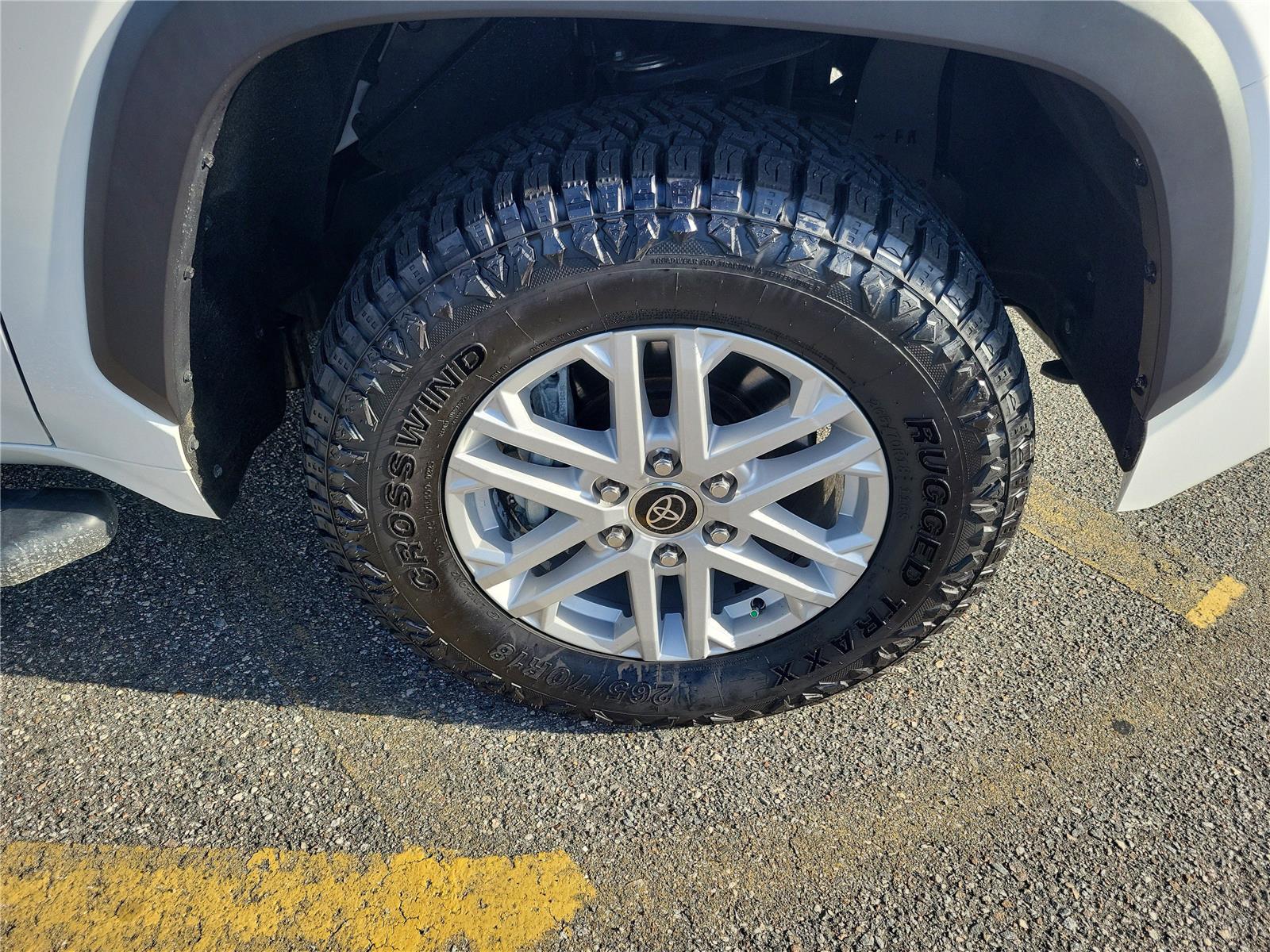 View vehicle photo 6