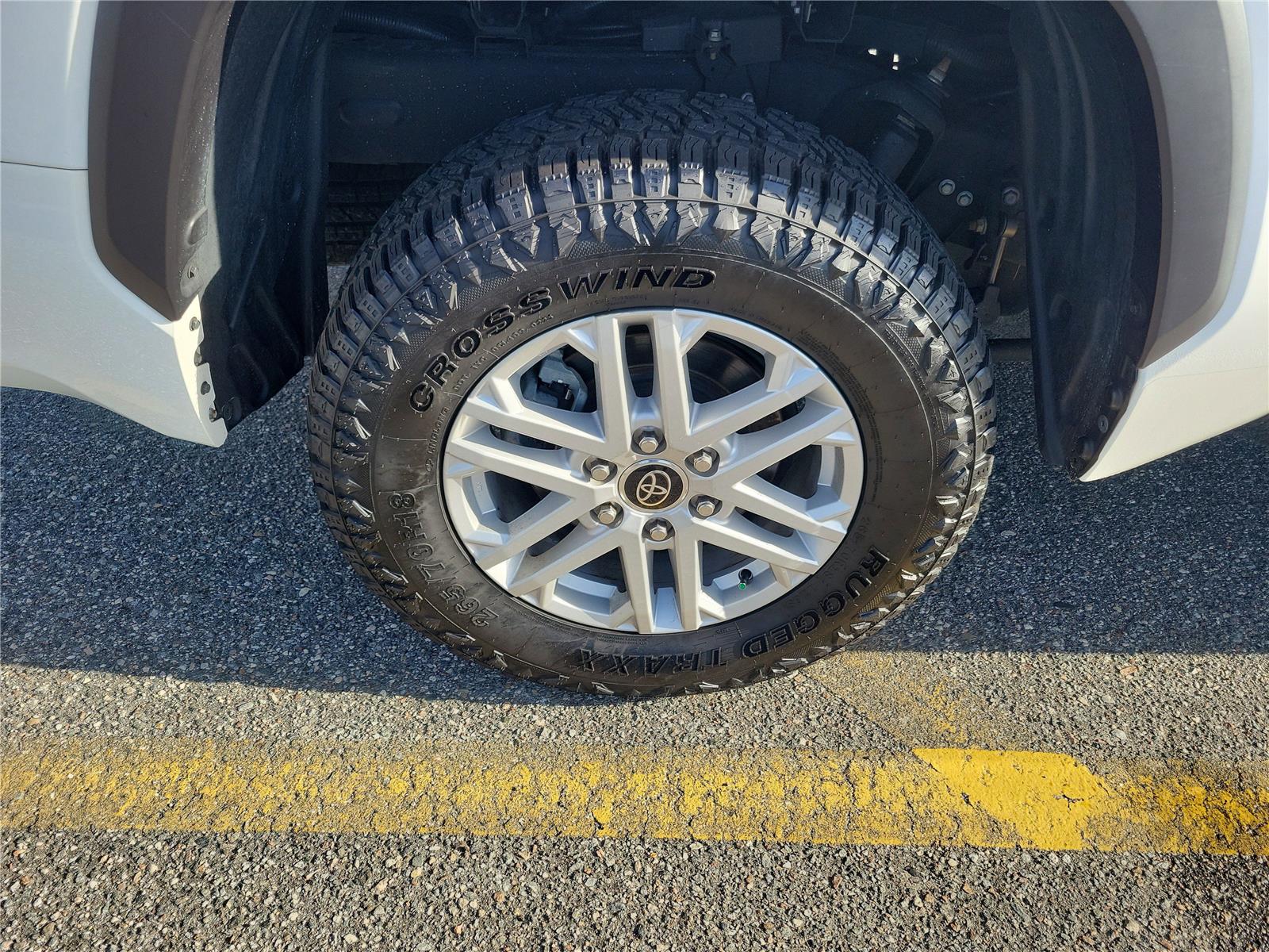 View vehicle photo 7