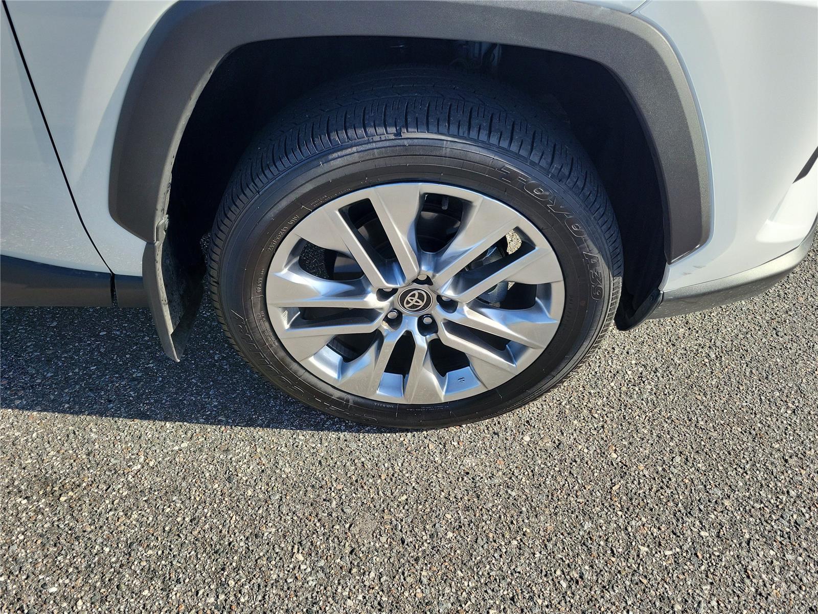 View vehicle photo 6