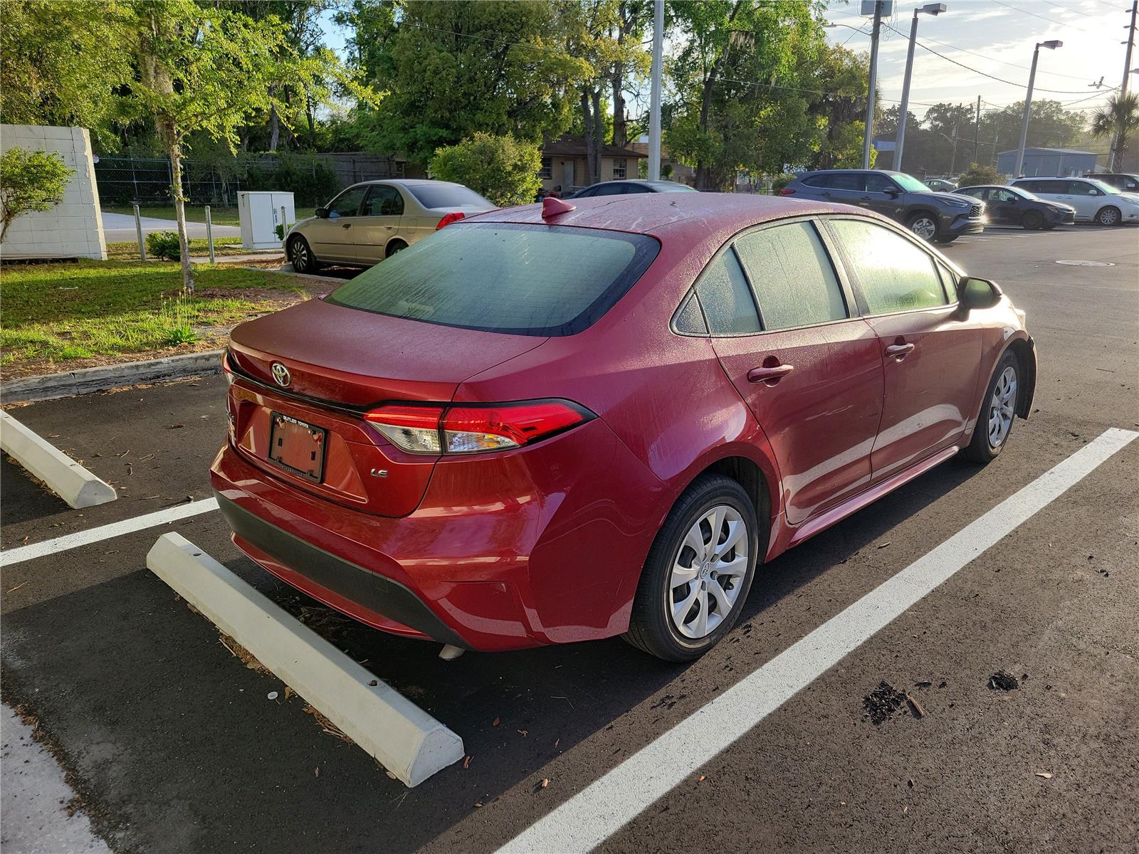 View vehicle photo 3