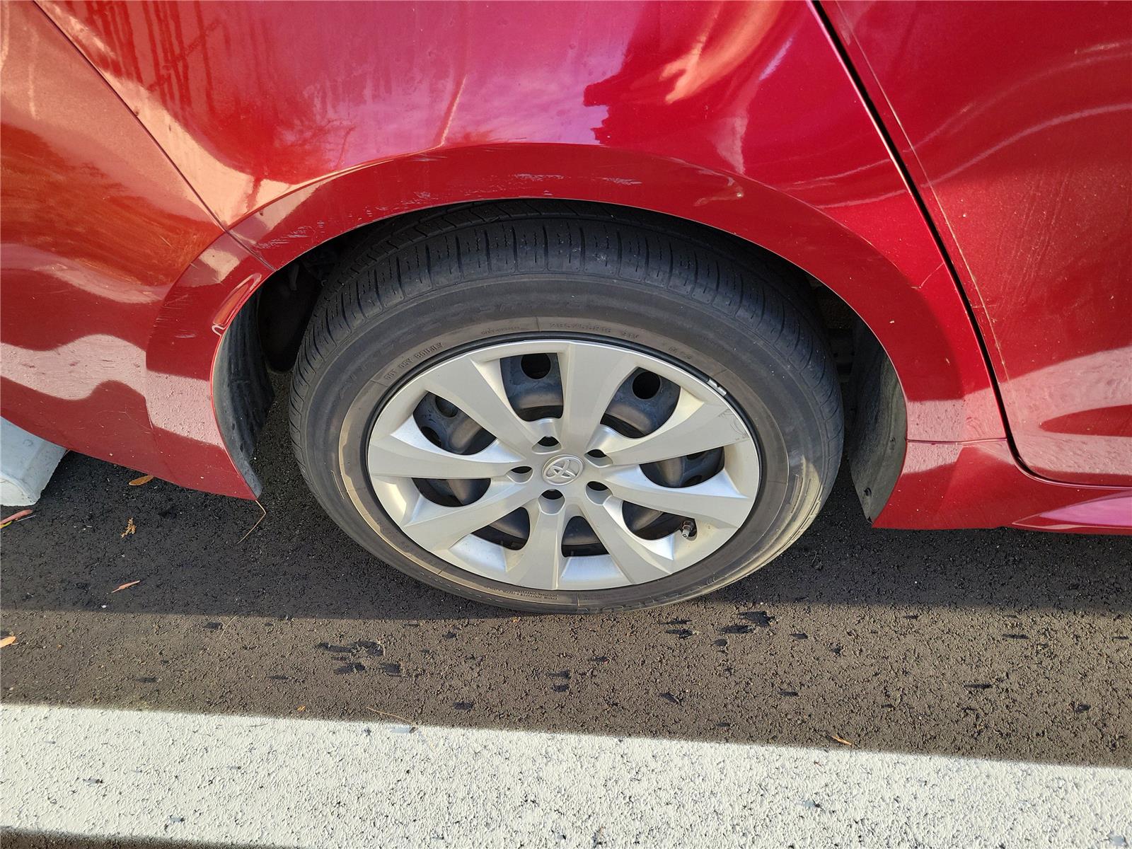 View vehicle photo 4