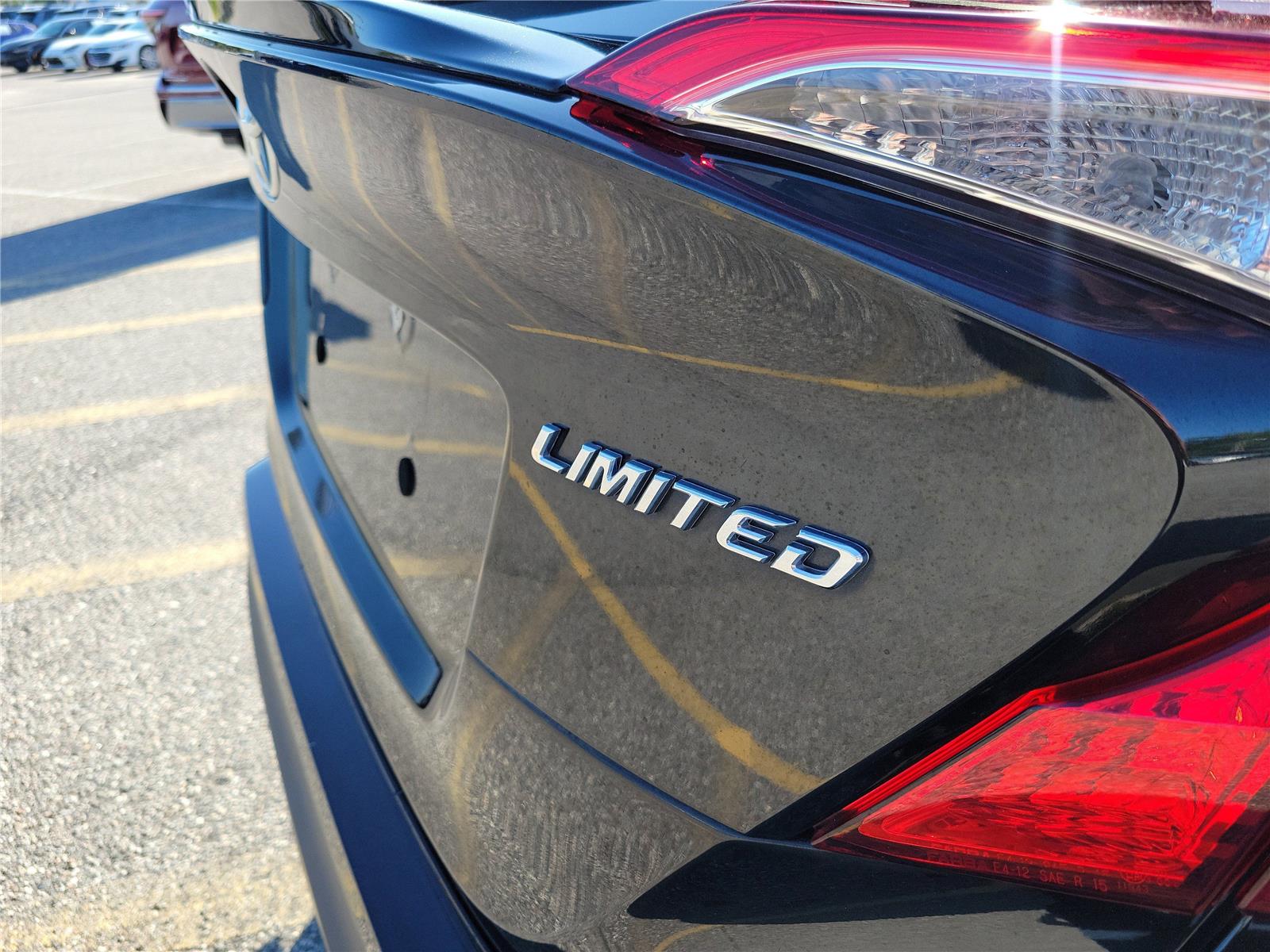 Used 2022 Toyota C-HR SUV